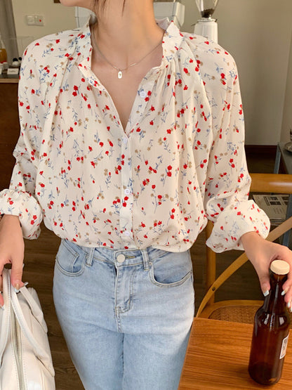 Adela Vintage Floral Print Crew Neck Blouse