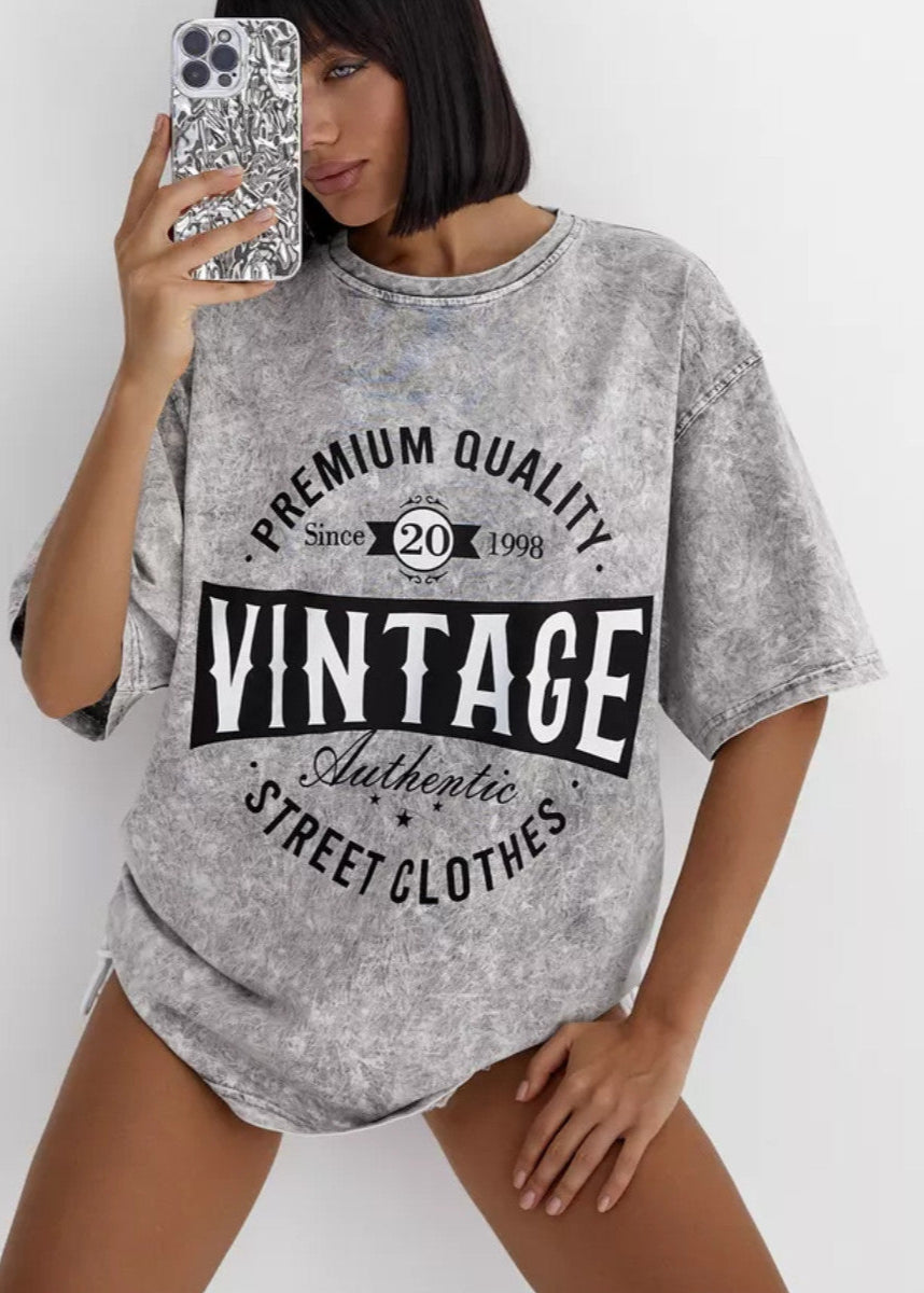 Vintage Era - Washed Oversized Graphic Tee