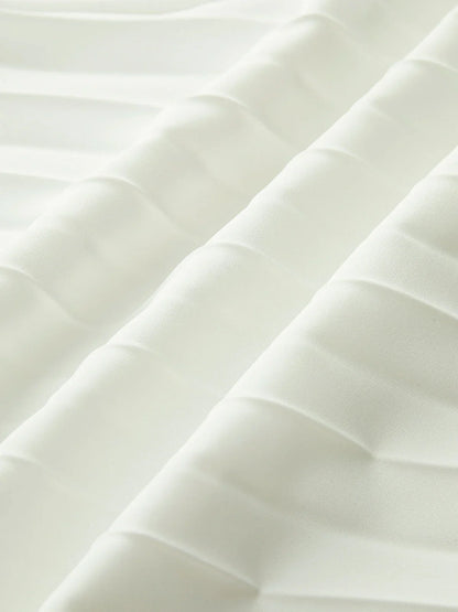 Thea - White